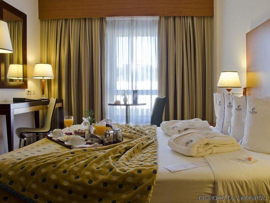 Vip Executive Santa Iria Hotel Санта-Ирия-ди-Азоя Экстерьер фото