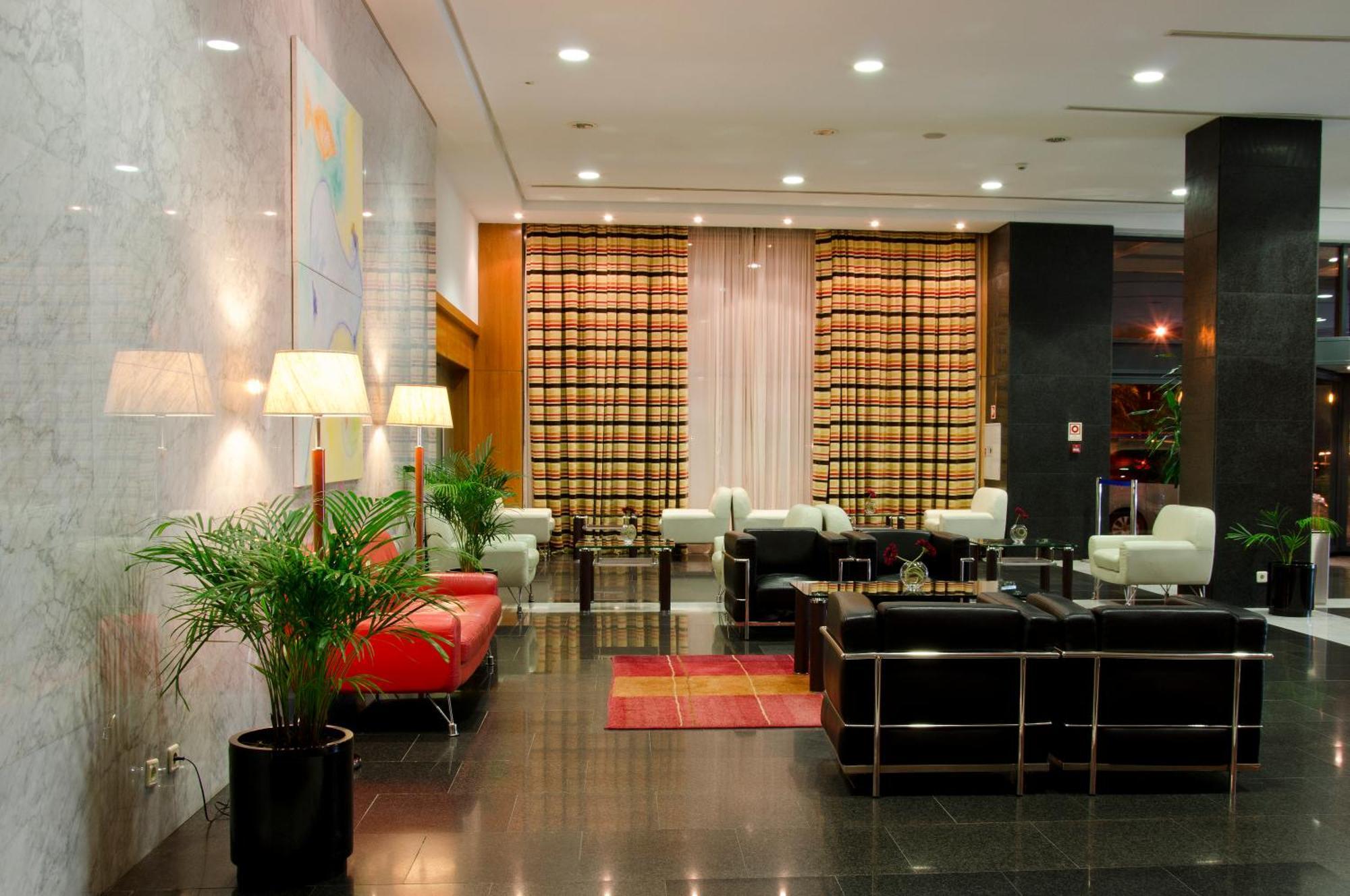 Vip Executive Santa Iria Hotel Санта-Ирия-ди-Азоя Экстерьер фото
