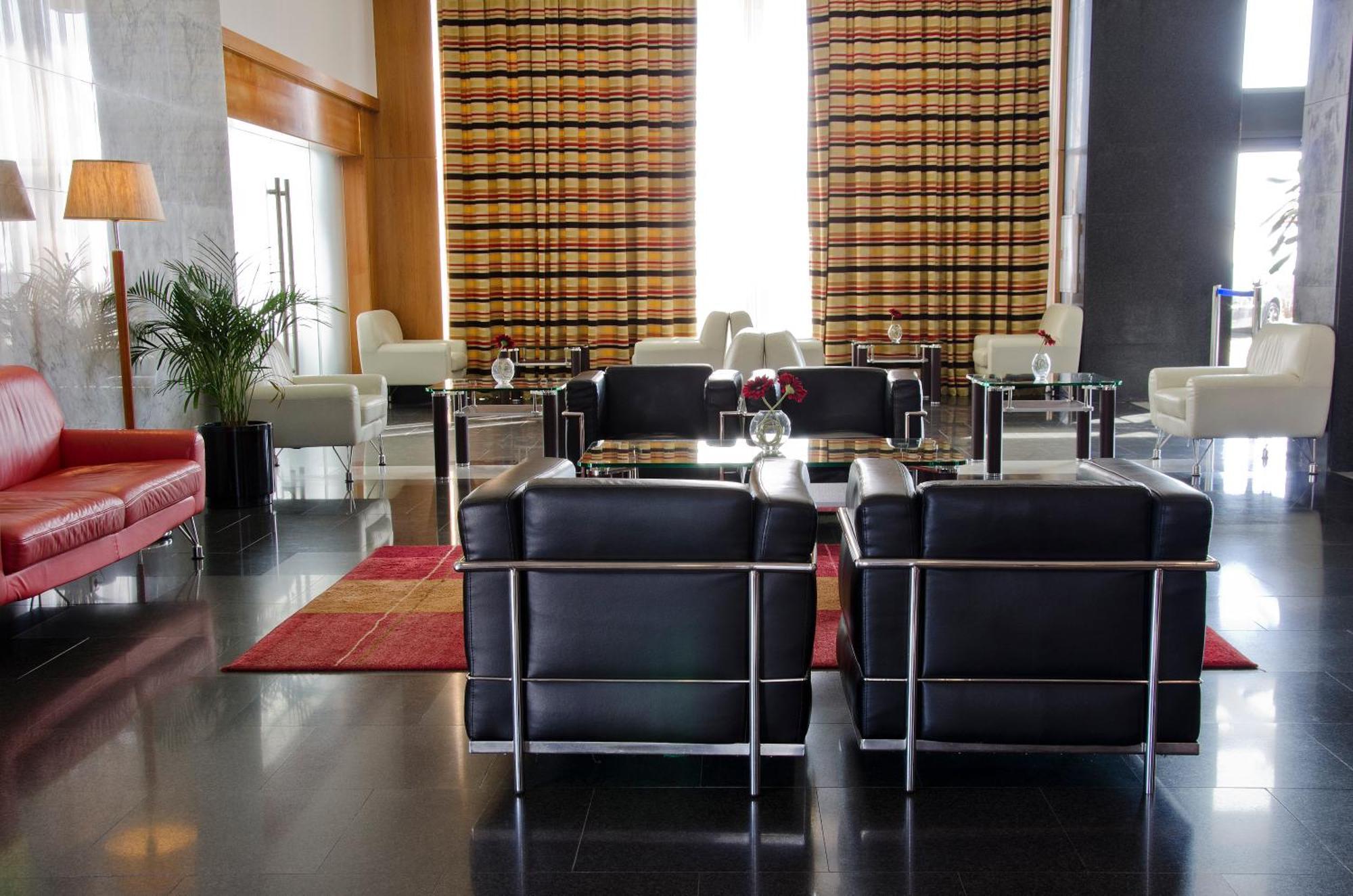 Vip Executive Santa Iria Hotel Санта-Ирия-ди-Азоя Экстерьер фото